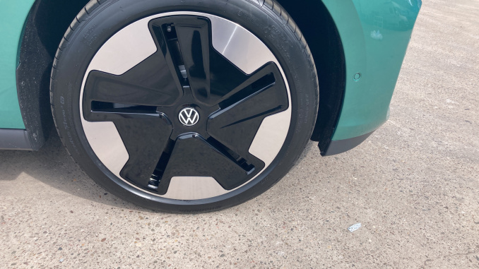 Volkswagen ID. Buzz 210kW Style Pro 86kWh 5dr LWB Auto [7St/Design+] Electric Estate - Image 38